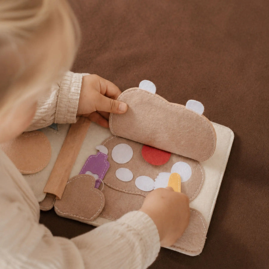 Mini Quiet Book Bärchen – Filzseite 6