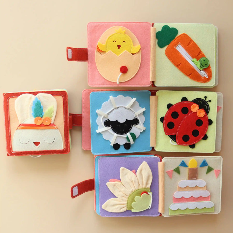 Mini Quiet Book Hase – Filzseite 2
