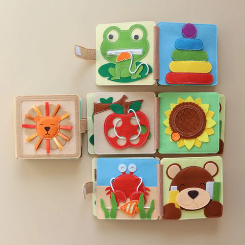 Mini Quiet Book Löwe – Filzseite 2