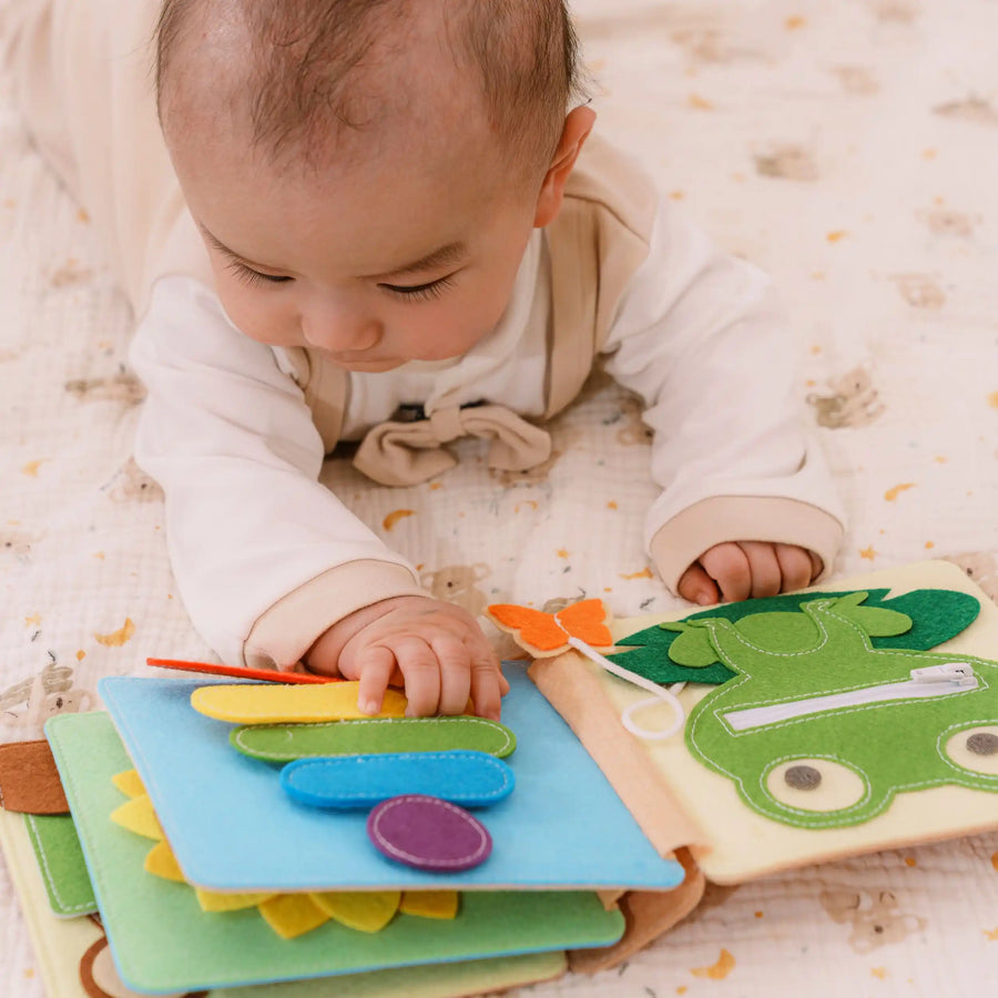 Mini Quiet Book Löwe – Filzseite 3