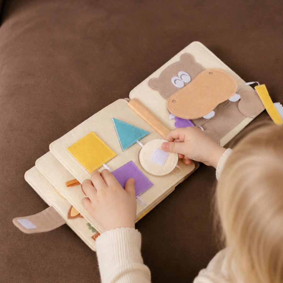 Mini Quiet Book Bärchen – Filzseite 5